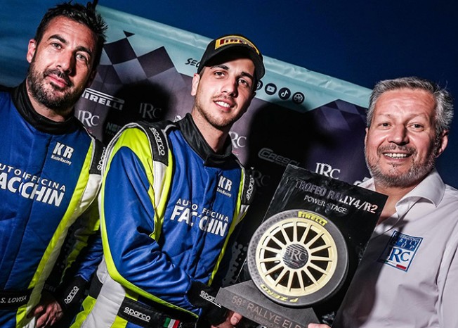 Stefano Facchin / Stefano Lovisa premiati da Loriano Norcini - Rallye Elba 2025 Stefano Facchin / Stefano Lovisa premiati da Loriano Norcini - Rallye Elba 2025
