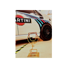 Milano Autoclassica 2024 - Italia - 16 Novembre 2024 - Best in Classic by Ruoteclassiche. La Regina si gode il suo premio