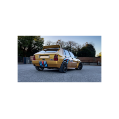 Italiamotorsport Parussini, Codroipo (UD) - Italia - 2 Dicembre 2023 - Servizio fotografico per "Veloce", la #007 in posa