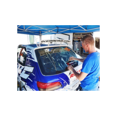 Andrea "Zippo" Zivian al lavoro sulla vettura di François Delecour / Fabrice Gordon - Ardeca Ypres Historic Rally 2026