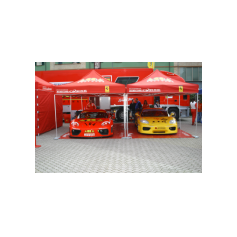 Predappio/Rocca delle Caminate 2004 - Il paddock Isolani Racing Team/Rubicone Corse, la Ferrari 360 N-GT di Leo Isolani accanto alla 360 Challenge di Errani