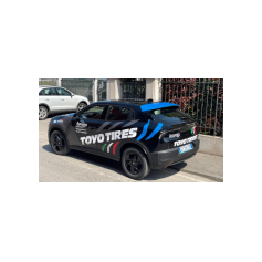 Alfa Romeo Junior Ibrida - Auto di cortesia per i clienti dei dealers italiani Toyo Tires