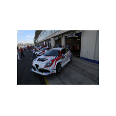 Davit Kajaia e Dušan Borković - TCR 2017 - Oschersleben