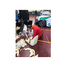 Fabrizio Giovanardi, personalizzazione sedile - Team Romeo Ferraris - Milano, Gennaio 2018