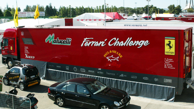 Team Malucelli - Iveco Eurostar, 2001 Team Malucelli - Iveco Eurostar, 2001